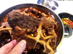 -运气牛自助酱大骨火锅(南京东路店)