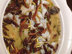 -江渔儿酸菜鱼(映月湖环宇城店)