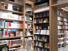 -覔书店(壹方城店)