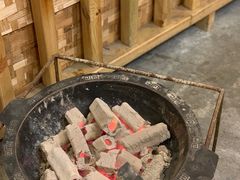 景观位-茅草房·河畔园林火锅