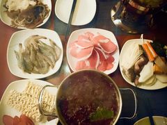 餐厅小火锅自助-西安国际创新人才交流中心•药浴温泉
