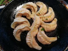 -披云山庄