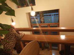 大堂-长颈鹿咖啡(大学路店)