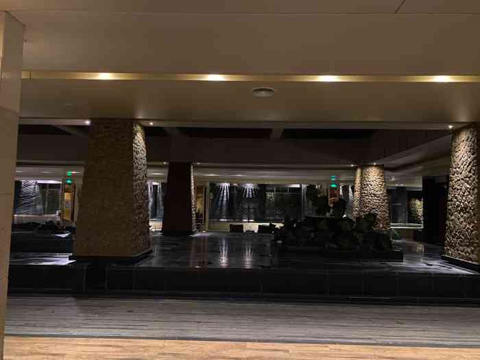 名都清水湾-"带着俩娃选择了这里,因为之前听朋友说他家.