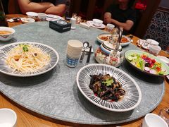 -天山集市(和家乐广场店)