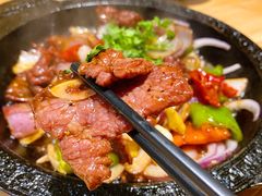 -头上红煨盐鸡·非遗院子餐厅