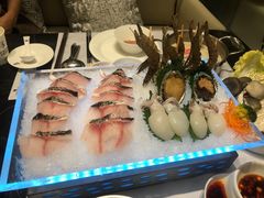 -红鼎豆捞·非遗鲍皇汤火锅(宝丰路店)