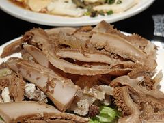 -潮汕三宝鲜牛肉火锅