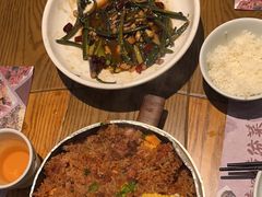 -黄泥岗·地道湖北菜(奥特莱斯店)