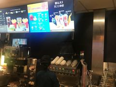 -麦当劳(七宝乐购店)
