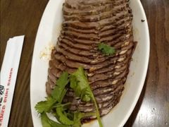 酱牛肉-功夫小笼包拉面