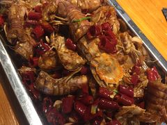 -喝丢一只鞋辣炒海鲜小烧烤(三八广场店)