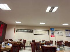大堂-溢心园香河肉饼总店