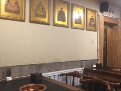 大堂-小窝头炭火铜锅