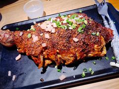 羊咩咩抱大腿-苦尽酒馆·川菜(鼓楼店)