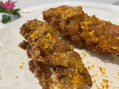 手抓蒜香骨-万龙洲海鲜(大兴绿地缤纷城店)