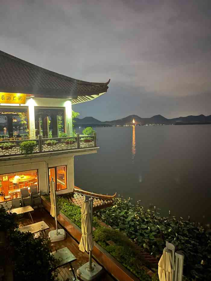 杭州湖畔居茶楼(湖滨店)