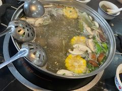 -牛一煲美食(江高店)