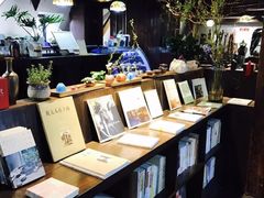 -良友书坊(安徽路店)