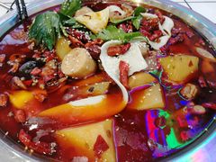 -晓彭肥肠鸡·泡椒鸡火锅(水木天地店)