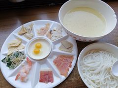 -建新园过桥米线(宝善街店)
