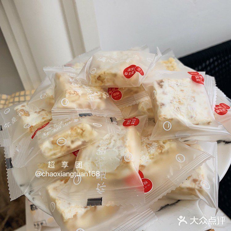 香香酥酥的味道欲罢不能，甜度刚好，吃多了也不会觉得腻