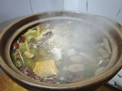 -威邵鸡煲(西华路总店)