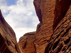 -天山神秘大峡谷