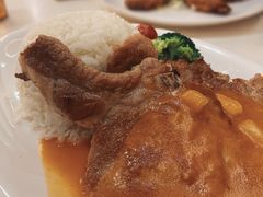 茄汁猪扒饭-香港新发烧腊茶餐厅(万象店)