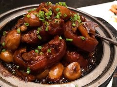 石锅栗子焖猪手-童福兴·南京菜(老门东店)