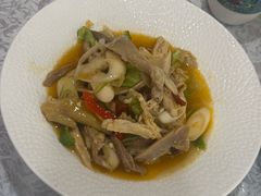 -汗腾格里·风味餐厅(新疆驻京办店)