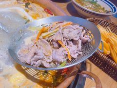 -洱火云南酸菜牛肉火锅(石景山当代商城店)