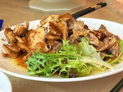 大鹏窑鸡-鹏城人家海鲜酒家·23年老字号(较场尾店)