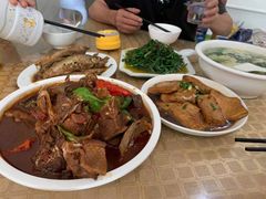 -山里人家土菜馆(茅山店)