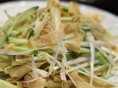 -川流不息·地道川菜·小龙虾(新松江路店)