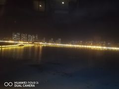 -贝勒爷·酥不腻烤鸭
