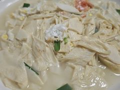 -健跳小海鲜(人民路店)