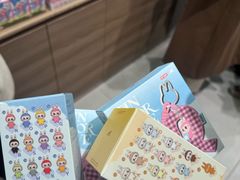-泡泡玛特POPMART(国金街店)