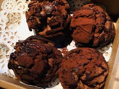 巧克力泡芙-囍悦烘焙(恒隆御水岸店)