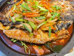 -鸣记脆皮烤鱼·海鲜烤鱼(三八广场店)