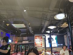 -马路牙子烧烤音乐酒馆(望京店)