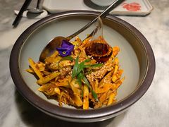 敲糖棒棒鸡-辛香汇·现炒川菜(淮海路百盛店)