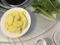 -南渝食府.墨脱石锅松茸鸡
