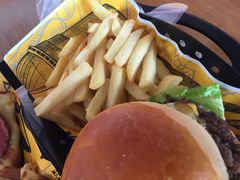 -UMAMI乌玛米披萨·汉堡·清真Halal(红岭北店)