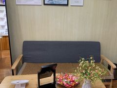 -MiRi眼镜·蔡司·星趣控·尼康控优点视觉合作店(南京东路店)