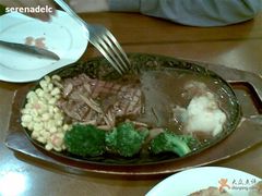 牛排-萨莉亚意式餐厅(东川路店)