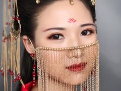 -金夫人化妆摄影职业培训学校