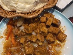 -老码头黑皮肘子锅包肉熏酱水饺(文政街店)