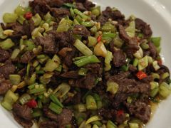 -江城燕子大排档(江汉路步行街店)