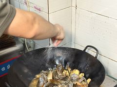 -鑫悦楼煎蟹·16年海鲜大排档